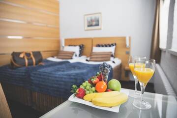 Фото номера Стандартный двухместный номер с 1 кроватью Отель Hotel Epoque &amp; Apartments г. Пиетарсаари 9