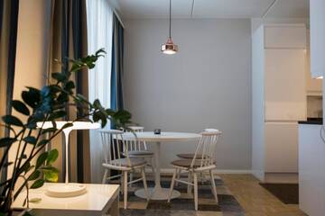 Фото номера One-Bedroom Apartment Myllymäenkatu Отель Hotel Epoque &amp; Apartments г. Пиетарсаари 2